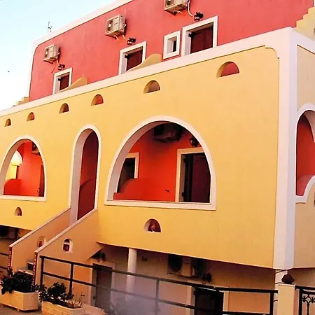 מלון Emmanouela & Santorini Island